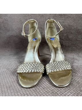 Marc Fisher Women’s Blowout 2 Gold Stiletto Heels size 7.5 like new condition